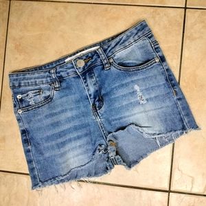 Ashley Mason Women's Distressed Cuff Denim Jean Shorts SZ 7